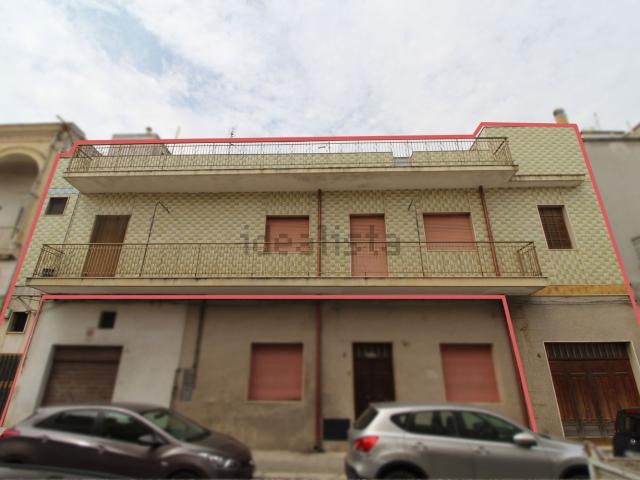 Villetta indipendente in vendita di 131 m² in Via Ruggiero Normanno, 4
