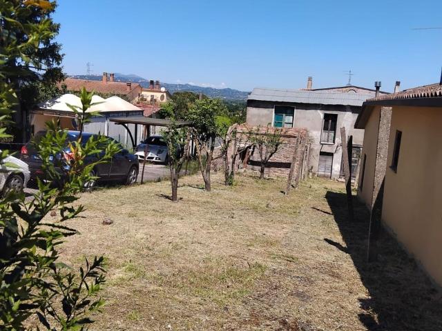 Villetta indipendente in vendita di 132 m² in Via Assisi