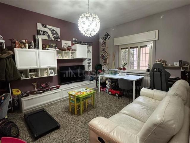 Villetta indipendente in vendita di 132 m² in Via Pereto