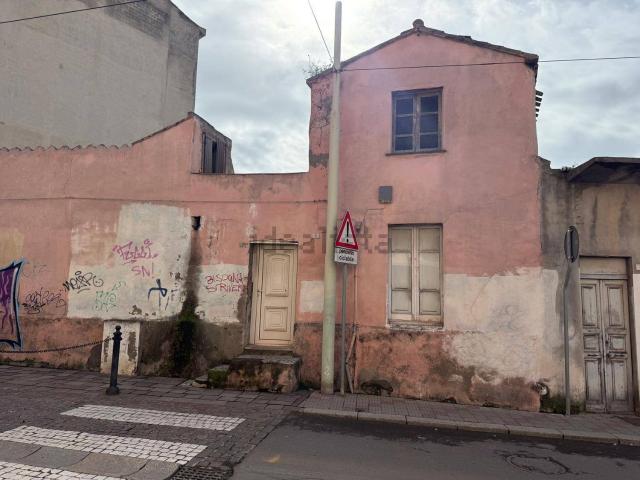 Villetta indipendente in vendita di 133 m² in Via San Lussorio, 9
