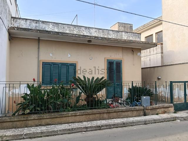 Villetta indipendente in vendita di 133 m² in Via Vincenzo Monti, 60