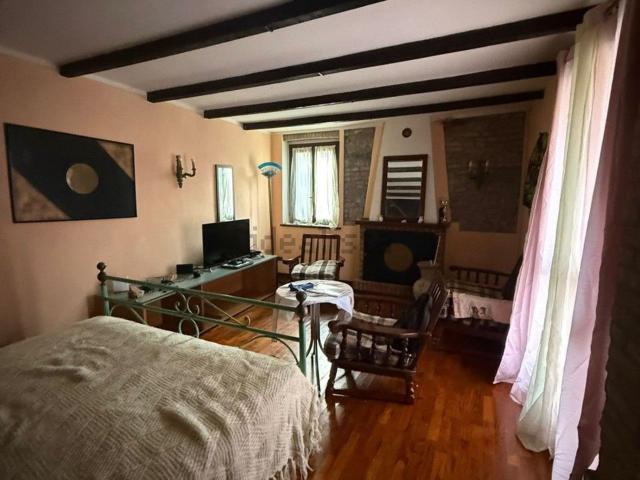 Villetta indipendente in vendita di 134 m² in Via Maestà Nera