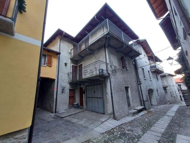 Villetta indipendente in vendita di 134 m² in Via Maffioli G