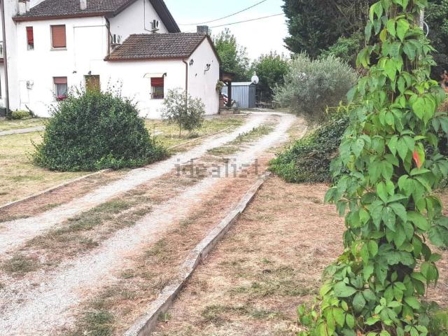 Villetta indipendente in vendita di 134 m² in Via Postale