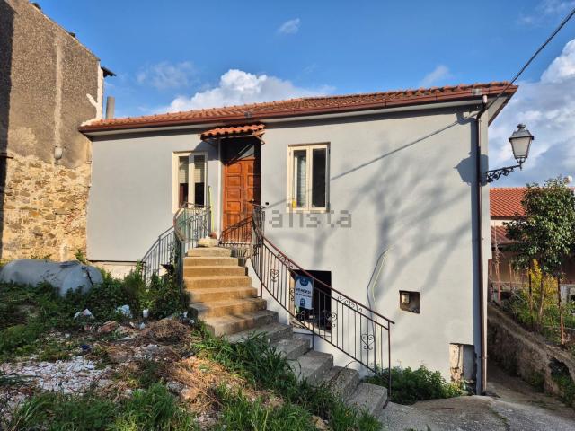 Villetta indipendente in vendita di 134 m² in Via Regina Margherita