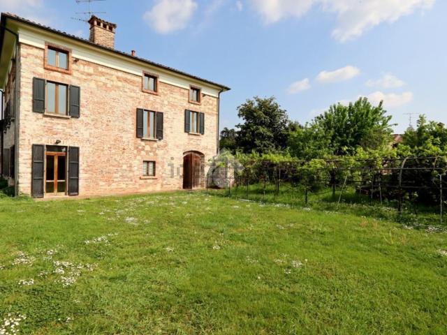 Villetta indipendente in vendita di 1350 m² in Via Gerole, 13