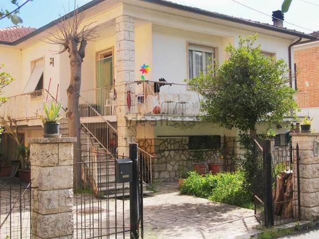 Villetta indipendente in vendita di 135 m²