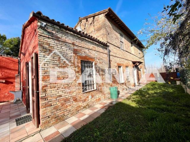 Villetta indipendente in vendita di 135 m²
