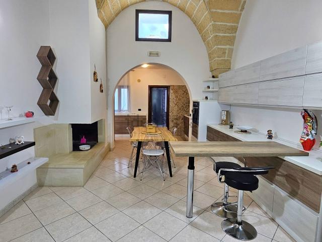 Villetta indipendente in vendita di 135 m² in Via Candido Francesco Saverio, 16