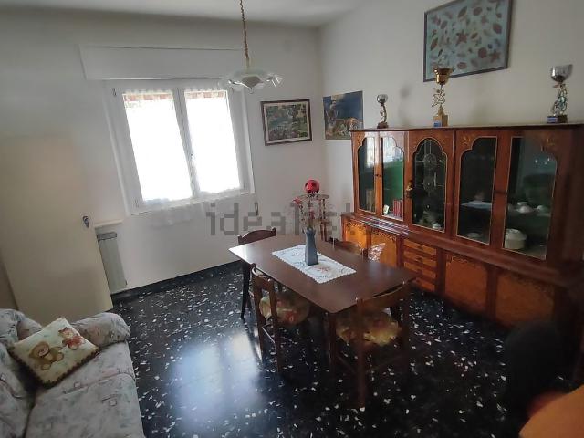 Villetta indipendente in vendita di 135 m² in Via Cesare Battisti