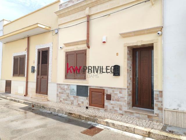 Villetta indipendente in vendita di 135 m² in Via Annibale Cartaginese, 3
