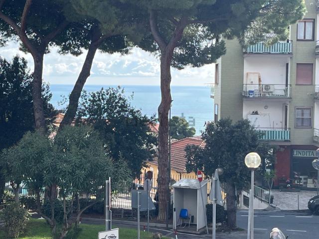 Villetta indipendente in vendita di 135 m² in Via BOREA
