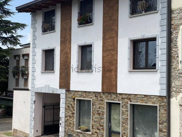 Villetta indipendente in vendita di 135 m² in Via Bernardino da Bissone, 2