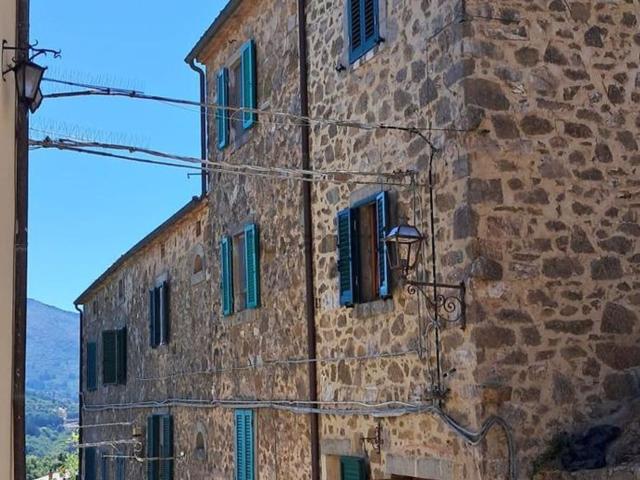Villetta indipendente in vendita di 135 m² in Via Fonte Nuova