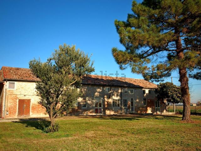 Villetta indipendente in vendita di 135 m² in Via Jusi, 1