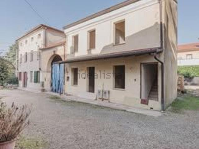 Villetta indipendente in vendita di 135 m² in Via Municipio, 34