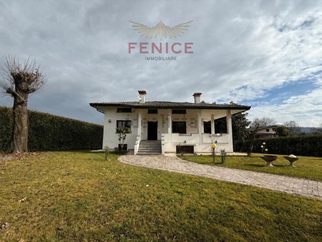 Villetta indipendente in vendita di 135 m² in Via Papa Luciani, 5
