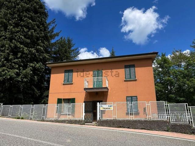 Villetta indipendente in vendita di 135 m² in Via provinciale di Castel Dell&apos  Alpi, 21