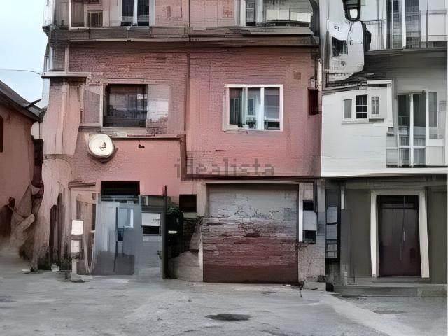 Villetta indipendente in vendita di 135 m² in Via Roma