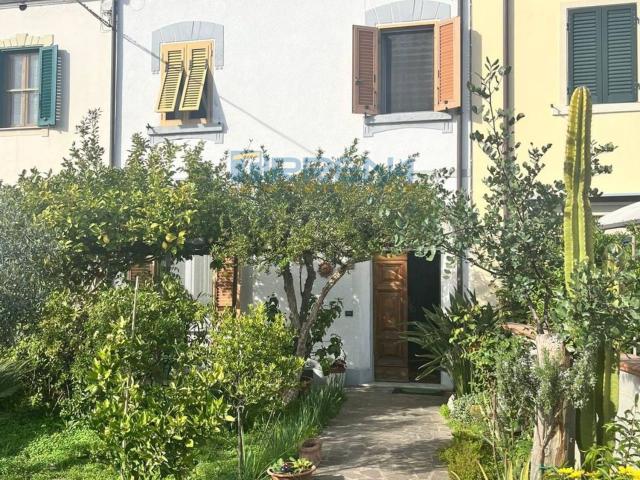 Villetta indipendente in vendita di 135 m² in Via Tosco Romagnola, 2146