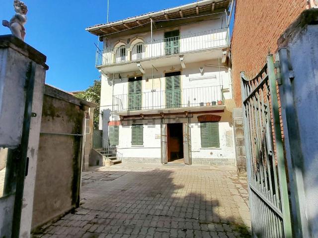 Villetta indipendente in vendita di 135 m² in Via XX Settembre