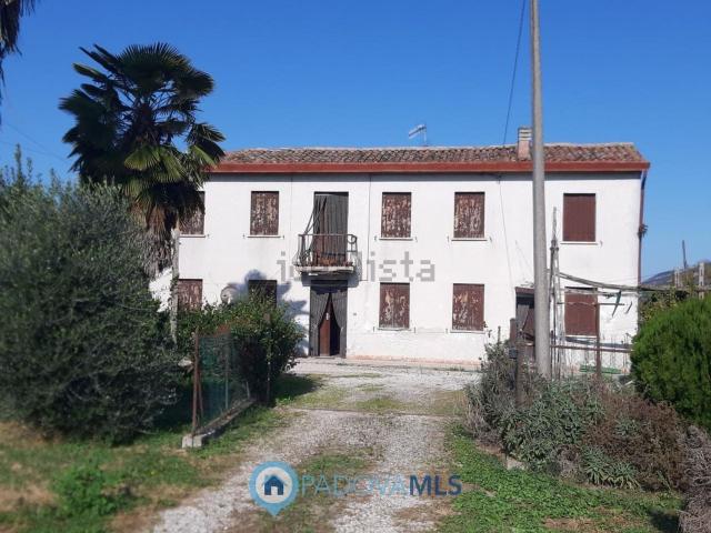 Villetta indipendente in vendita di 136 m² in Via Pozzonovo
