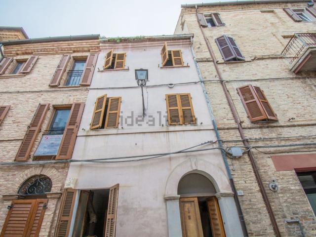 Villetta indipendente in vendita di 136 m² in Via Roma
