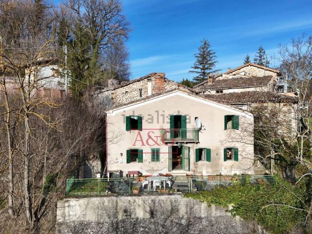 Villetta indipendente in vendita di 136 m² in Strada Provinciale dell&apos Ambro, 22