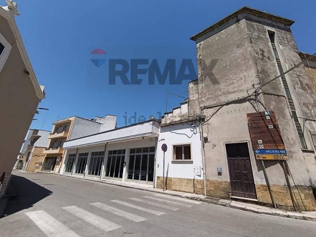 Villetta indipendente in vendita di 137 m² in Via Carrozzo, 50
