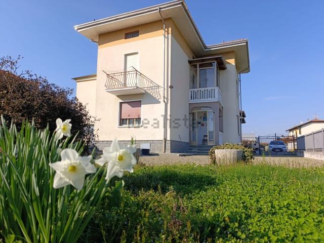 Villetta indipendente in vendita di 137 m² in Via Giovanni Amendola, 348
