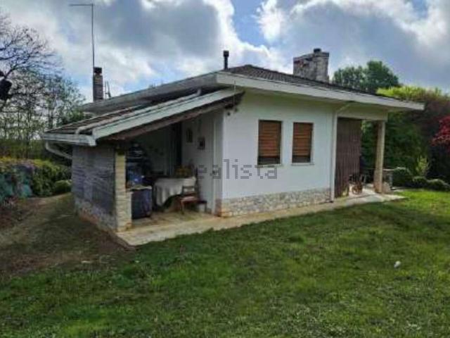 Villetta indipendente in vendita di 137 m² in Via degli Alpini