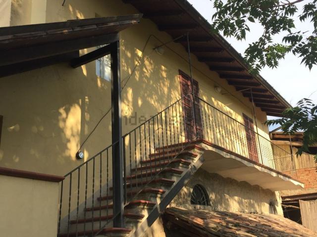 Villetta indipendente in vendita di 137 m² in Via Roma
