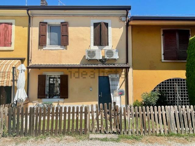 Villetta indipendente in vendita di 137 m² in Piazza Alcide De Gasperi