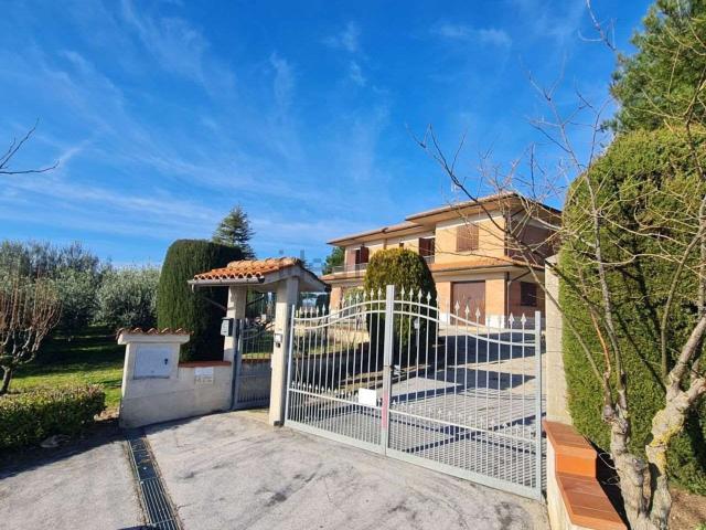 Villetta indipendente in vendita di 138 m²