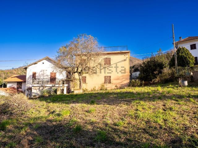 Villetta indipendente in vendita di 138 m² in Via Cremeno, 44