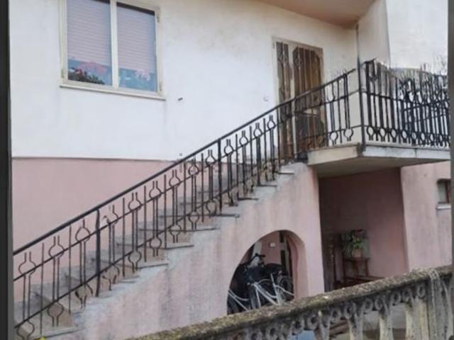 Villetta indipendente in vendita di 138 m² in Via G. Mazzini, 13