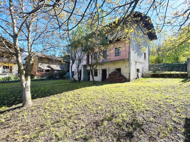 Villetta indipendente in vendita di 138 m² in Via Giordani, 27
