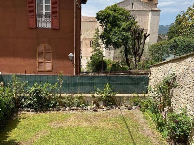 Villetta indipendente in vendita di 138 m² in Via della Siepe