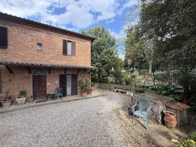Villetta indipendente in vendita di 138 m² in Via della resistenza
