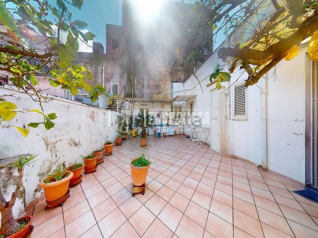 Villetta indipendente in vendita di 138 m² in Via Luisa Frisari, 18