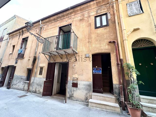 Villetta indipendente in vendita di 138 m² in Via Nullo, 64