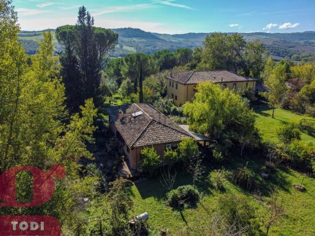 Villetta indipendente in vendita di 138 m² in Circonvallazione Orvietana, 18