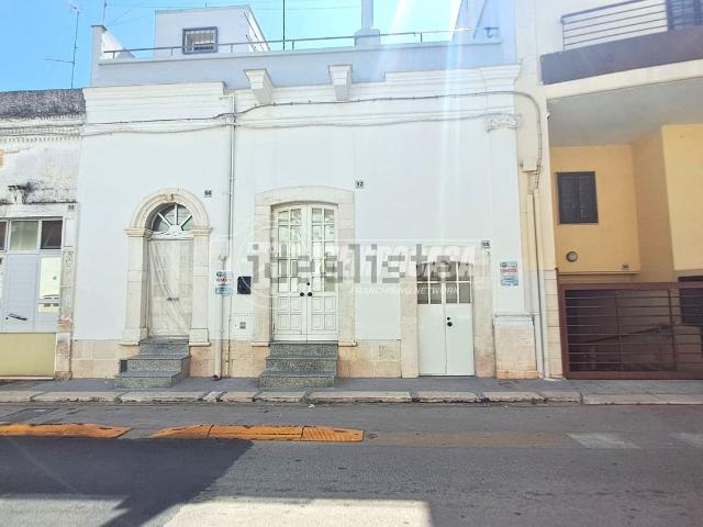 Villetta indipendente in vendita di 138 m² in Corso Vittorio Emanuele, 90