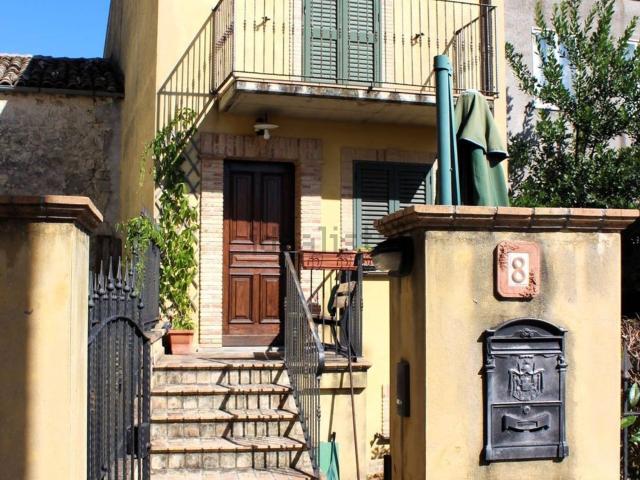 Villetta indipendente in vendita di 139 m² in Via San Antonio Abate