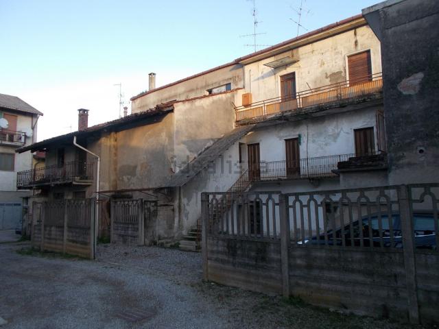 Villetta indipendente in vendita di 1400 m² in Via Roma