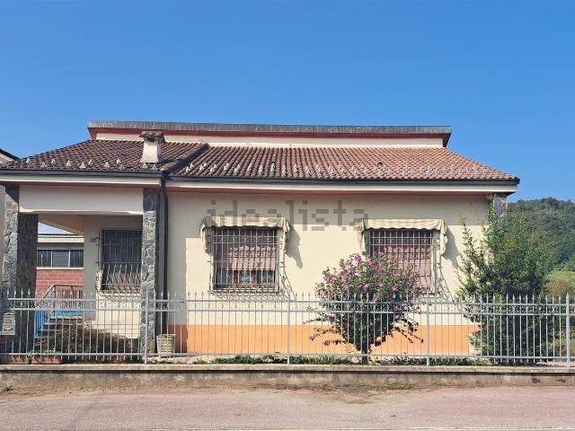 Villetta indipendente in vendita di 140 m²