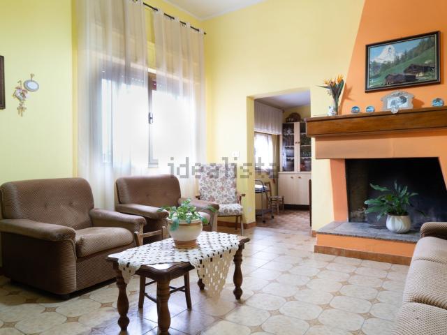 Villetta indipendente in vendita di 140 m²