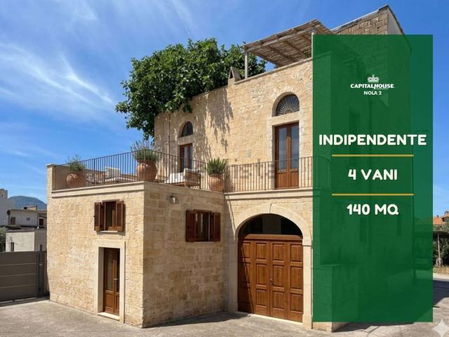Villetta indipendente in vendita di 140 m² in Via Costantinopoli, 143