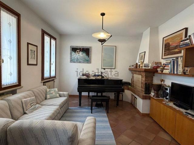 Villetta indipendente in vendita di 140 m² in Via Cavour