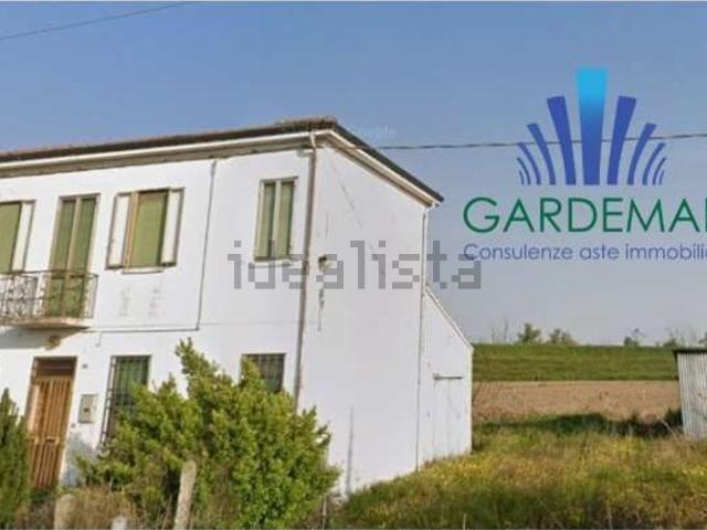 Villetta indipendente in vendita di 140 m² in Via Ca&apos  Pompa